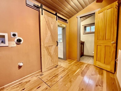 Charming mountain retreat located in the desirable Valle - photo 15