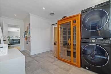 Beautifully updated home in the prestigious Coral Ridge Country - photo 17