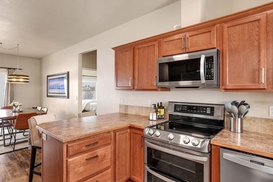 MODERN MOUNTAIN RETREATminutes from Tamarack ! Meticulously - photo 17