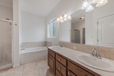 Beautiful Spokane Valley Home! This 4-bed, 3 bath home is - photo 17
