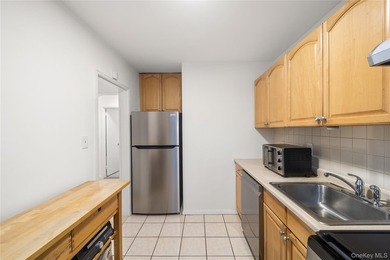 Welcome to this spacious and well-maintained 1st-floor unit in - photo 19