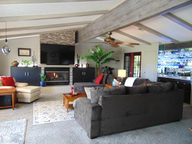 (private lake, pond, coastal) Home For Sale in Palm Desert California