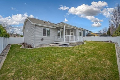 Beautiful Spokane Valley Home! This 4-bed, 3 bath home is - photo 40