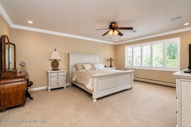 Beautiful and well maintained two family CHC in the heart of SE - photo 45