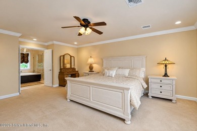 Beautiful and well maintained two family CHC in the heart of SE - photo 46
