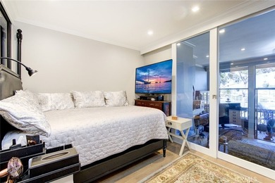 Experience spectacular Marina and Marine Stadium views from this - photo 10