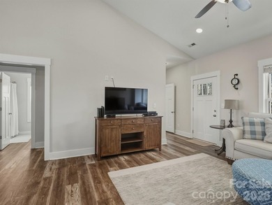 WOW-Lake Norman water views from this fabulous ranch home with a - photo 6
