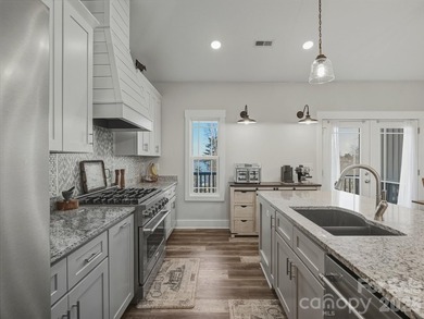 WOW-Lake Norman water views from this fabulous ranch home with a - photo 10