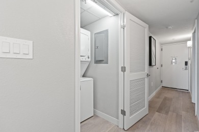 SPACIOUS OCEANFRONT 2 BD/ 2 BA END UNIT. BEAUTIFUL VIEWS OF THE