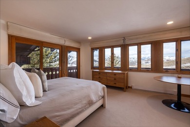 Elevated above Sun Valley, this stunning Austrian style retreat - photo 18