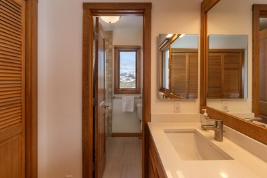 Elevated above Sun Valley, this stunning Austrian style retreat - photo 20