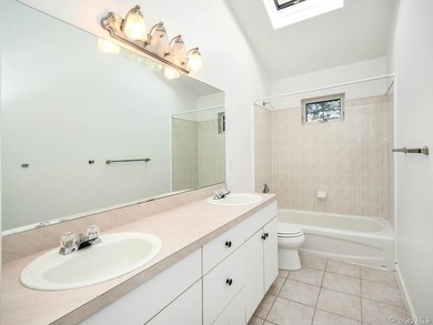 Quality Custom Built Duplex with Lots of Living Opportunities - photo 21