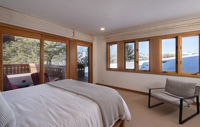 Elevated above Sun Valley, this stunning Austrian style retreat - photo 25