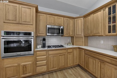 Set along the scenic community of Ocean Dunes, this custom - photo 8
