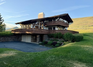 Elevated above Sun Valley, this stunning Austrian style retreat - photo 38