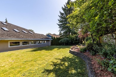 Nestled in prestigious Abbey Ridge in Fraser Heights, and just a - photo 39