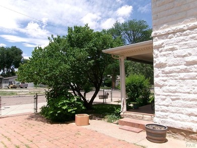 Majestic...White stone two story home with five bedrooms, two - photo 3