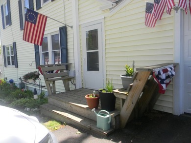 Charming is this exceptional colonial home in Bucksport Maine - photo 12