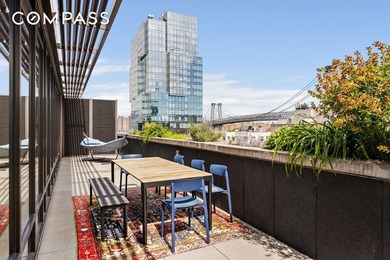 Elevated life in every sense: 5,100 sq.ft. Trophy Penthouse with - photo 12