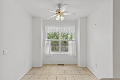 Enjoy lake life in this beautiful 4-bedroom, 3 bath home with a - photo 16