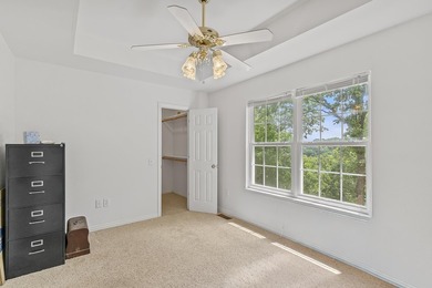 Enjoy lake life in this beautiful 4-bedroom, 3 bath home with a - photo 28