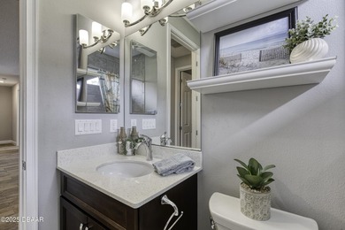 This thoughtfully designed residence combines low-maintenance - photo 29