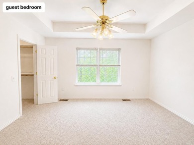 Enjoy lake life in this beautiful 4-bedroom, 3 bath home with a - photo 31
