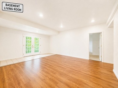 Enjoy lake life in this beautiful 4-bedroom, 3 bath home with a - photo 35