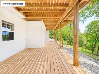 Enjoy lake life in this beautiful 4-bedroom, 3 bath home with a - photo 49