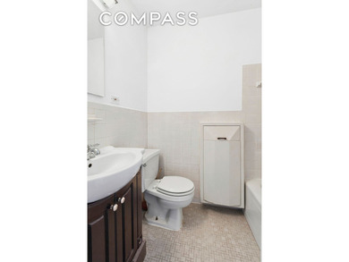 HIGH FLOOR, BRIGHT, SPACIOUS, CITY VIEW studio at the full - photo 6