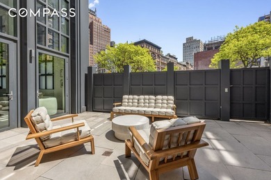 One of a kind triplex Tribeca maisonette with outdoor space - photo 6