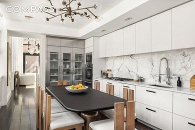 One of a kind triplex Tribeca maisonette with outdoor space - photo 7