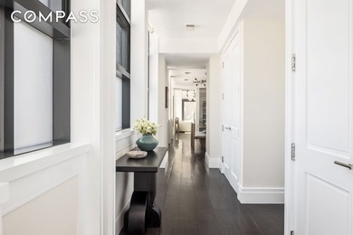 One of a kind triplex Tribeca maisonette with outdoor space - photo 9