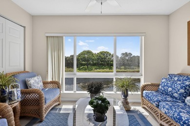 Welcome to Coral Lakes, where resort-style living and - photo 2
