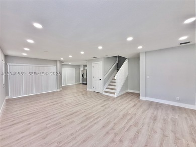 Welcome to this inviting, pet-friendly, corner-lot townhome - photo 3