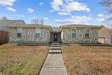 Lake Pontchartrain Home For Sale in Slidell Louisiana