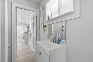 Price Improvement! Now offered at $424,900, this turn-key - photo 14