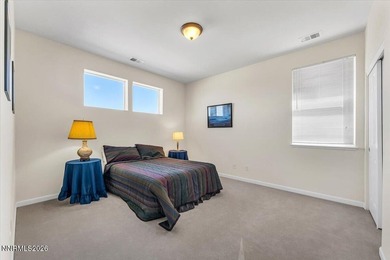 4 bed, 2.5 bath with the primary suite on the main level. Clean - photo 16