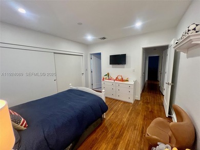 The Perfect single family home t in the center of Coral Gables - photo 19
