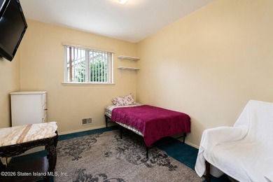 Welcome to 88 East Macon Avenue, a spacious 18-foot-wide - photo 19