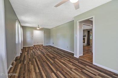 Welcome to 2728 Mary Emily Lane in Knoxville! This lovely brick - photo 10