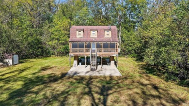 (private lake, pond, creek) Home For Sale in Worthington Indiana