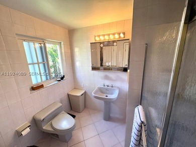 The Perfect single family home t in the center of Coral Gables - photo 26