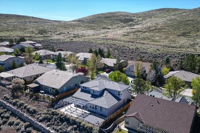 4 bed, 2.5 bath with the primary suite on the main level. Clean - photo 30