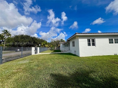 The Perfect single family home t in the center of Coral Gables - photo 32