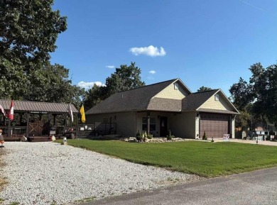 Bull Shoals Lake Home For Sale in Diamond City Arkansas