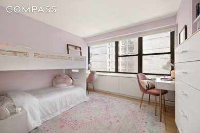 Blending modern updates with classic comfort, this beautifully - photo 6