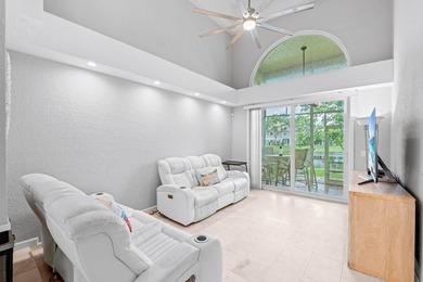 Rarely available cornerunit townhouse in the highly desirable - photo 11