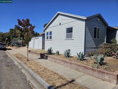 Heart of the North and East.......fixer......new siding, some - photo 4