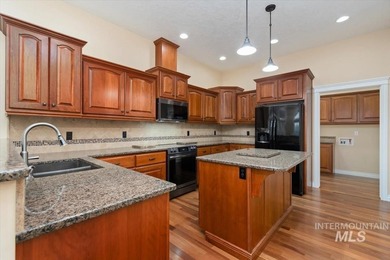 Fantastic Views! This beautiful home offers 3 bedrooms, 3 - photo 15